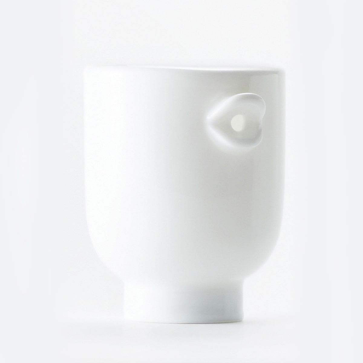 Talking Pepper Shaker by +d Pepper Shaker +d